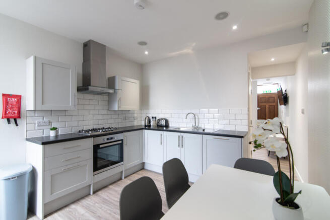 38 Cauldon kitchen 1