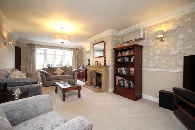 living room 2 .JPG