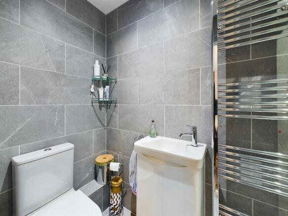 Ensuite