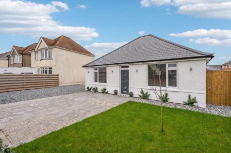 Barnes Road, Bournemouth, BH10