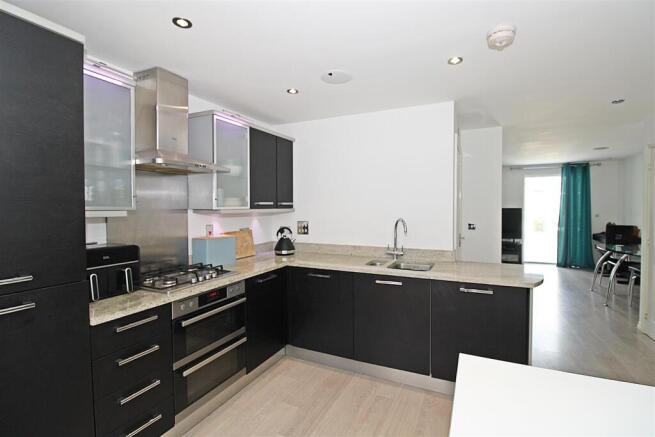 Kitchen/Breakfast Room