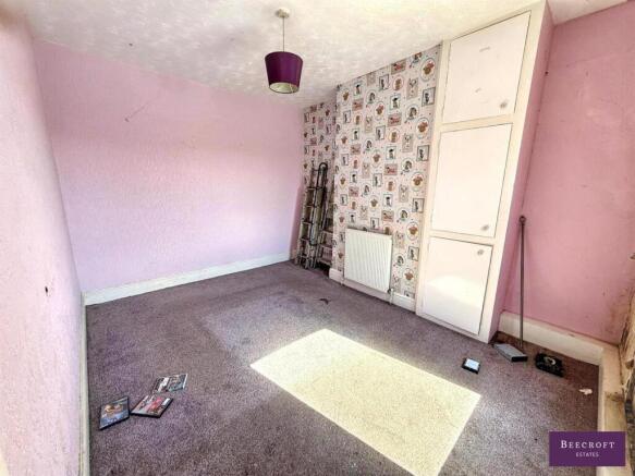 3 bed Terraced for sale Image 10