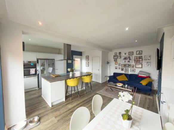 Open Plan Kitchen Diner