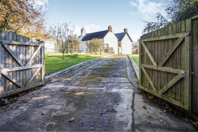 Gated Driveway