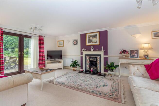 Living-room-2.jpg