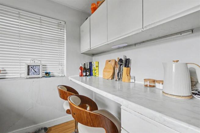 Kitchen_3.jpeg