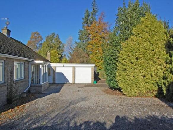 Garden/Driveway