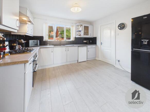 Talisker Gardens, Redcar, TS10 photo 3