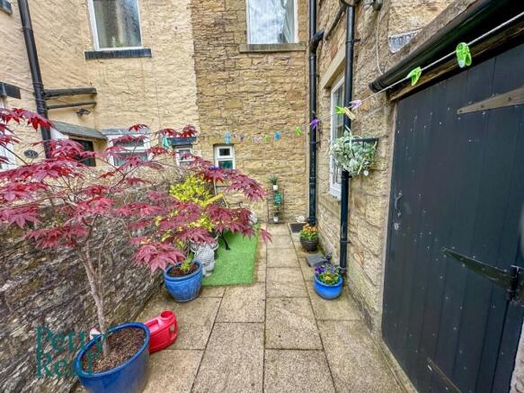 2 bed Terraced for sale Image 10