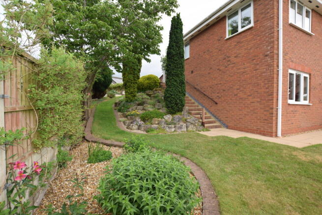 side garden