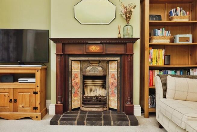 3 bed Terraced for sale Image 5