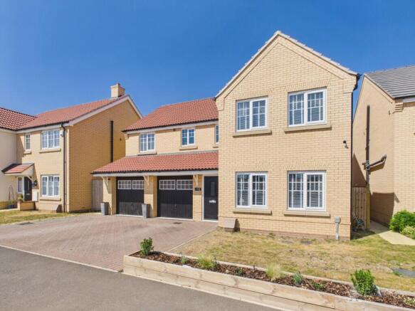 Front- Mark Stephens EweMove Newmarket and Soham