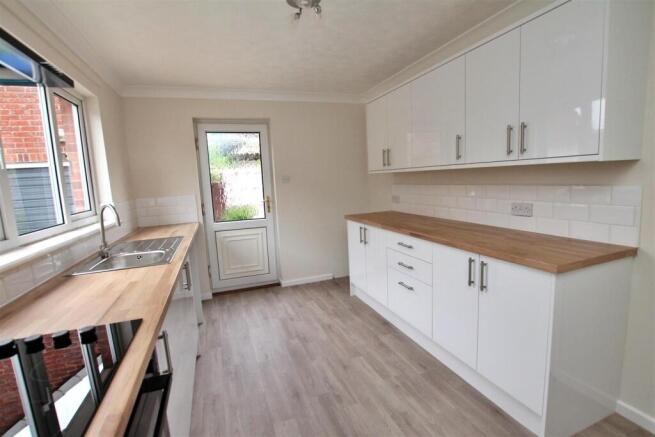 3 bed Detached Bungalow for sale Image 6