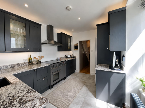 holmwood kitchen 2 NEW.png