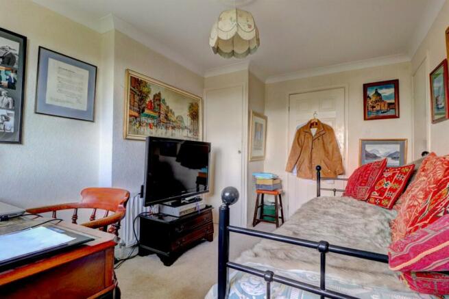 Bedroom 3 .3.jpg