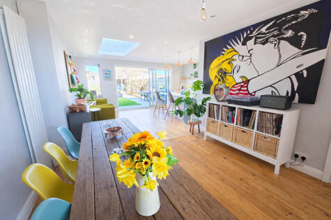 Albion Street, Southwick