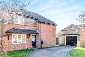 6, Pitchford Avenue, Buckingham MK18 1GG