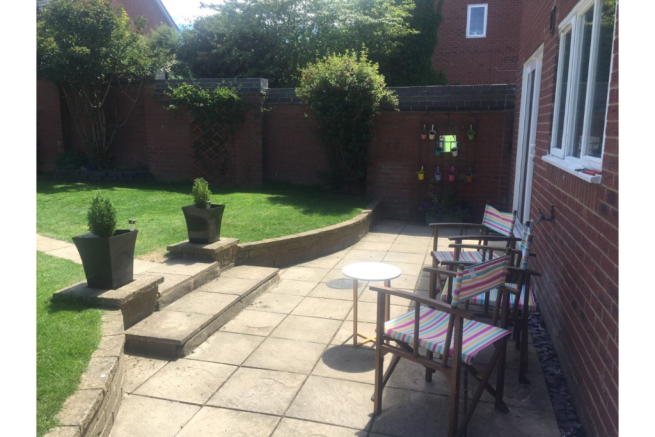 Photo 16