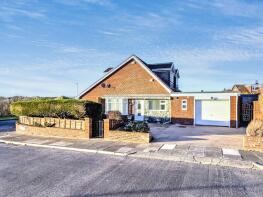 8, Simonside Close, Seaton Sluice NE26 4BW