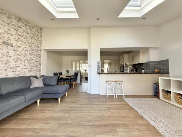Open Plan Living Dining Kitchen
