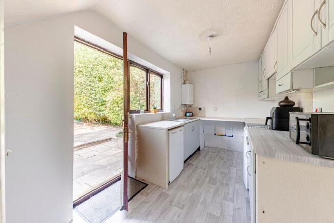 Kitchen (2)