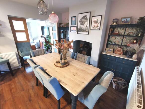 Kitchen/Dining Room