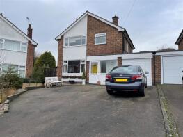 19, Field Court Road, Leicester LE6 0DG