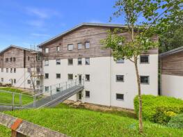 17, Woodland View, Duporth, St. Austell PL26 6DR