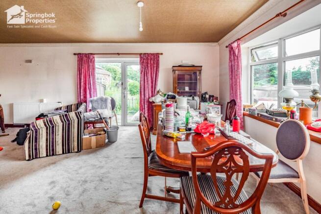 5 bed Detached for sale Image 7