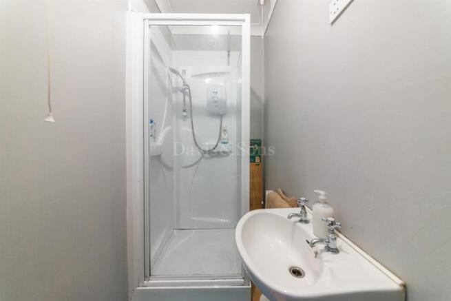 En-suite shower room