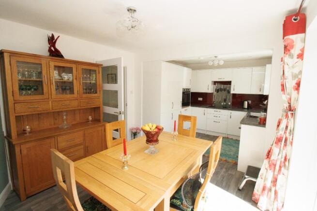 3 bed Detached for sale Image 6