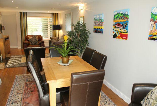 Through Lounge with Dining Area