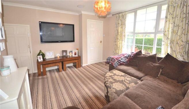 Lounge 1