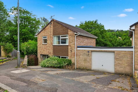 Collingwood Crescent, Matlock, DE4 3TB