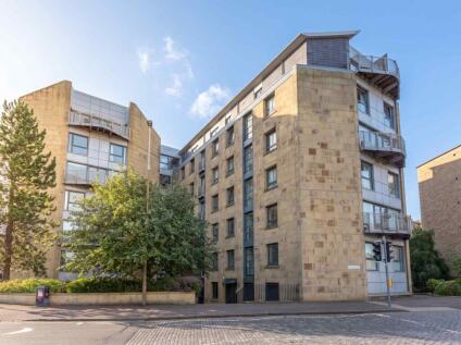 97/4 East London Street, Edinburgh, EH7 4BF
