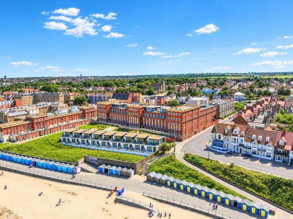 1-bed flat on Westbrook Gardens, Margate, CT9, £285,000
