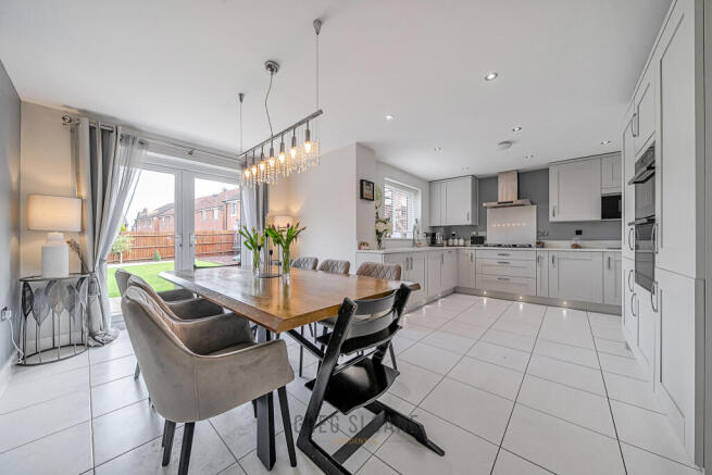 18-681d17c4bfb3e-1288531-ARW-18