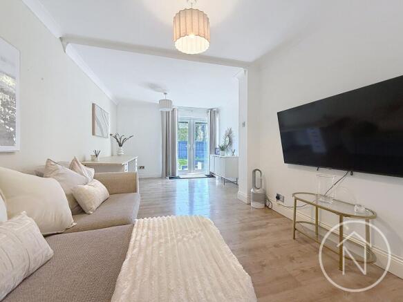 4 bed Detached for sale Image 10