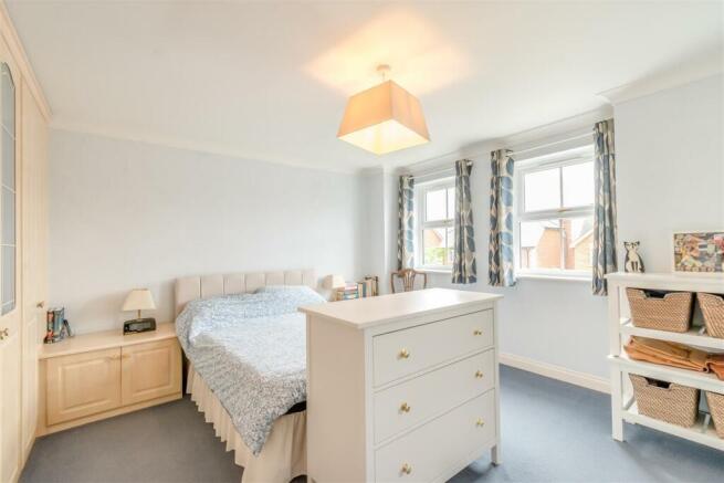 8555412-interior21.jpg