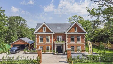 The Ridgeway, Cuffley