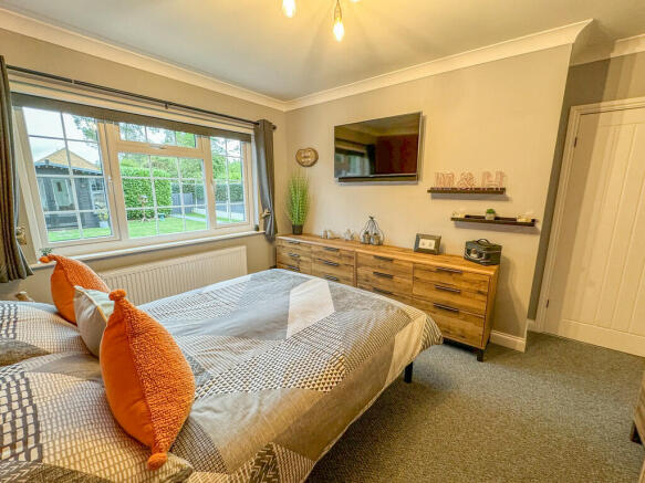 bed 1