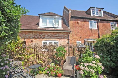 Lake Grove Road, New Milton, Hampshire, BH25