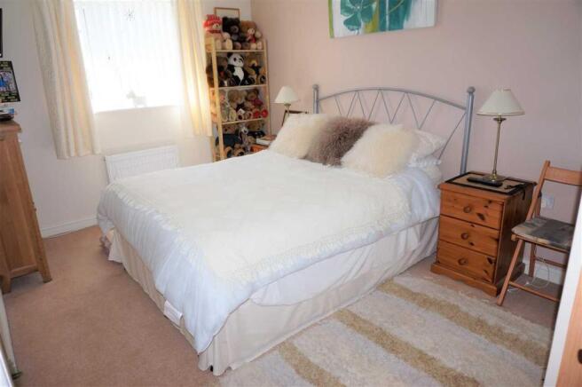 FRONT BEDROOM 2