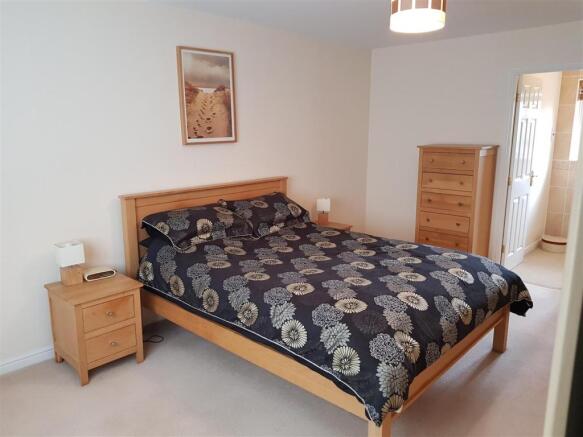 guylers hill bedroom 3.jpg