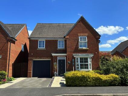 Bakersfield Drive, Warrington, WA5
