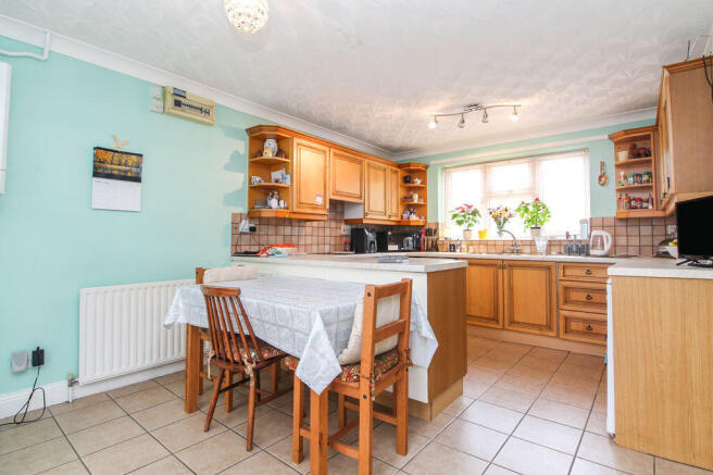Kitchen/Breakfast Room