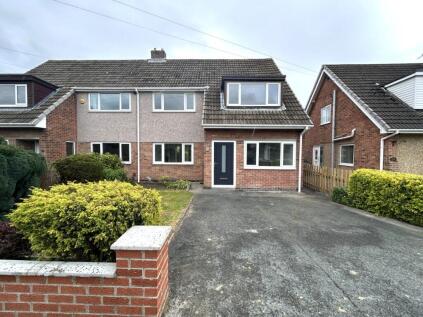 Water Royd Avenue, Mirfield, WF14 9LU