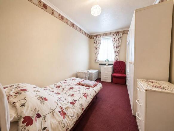 1 bed Flat for sale Image 5