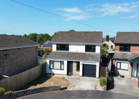 Castle Meadows, Coity, CF35