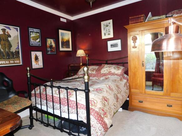 gr floor bed